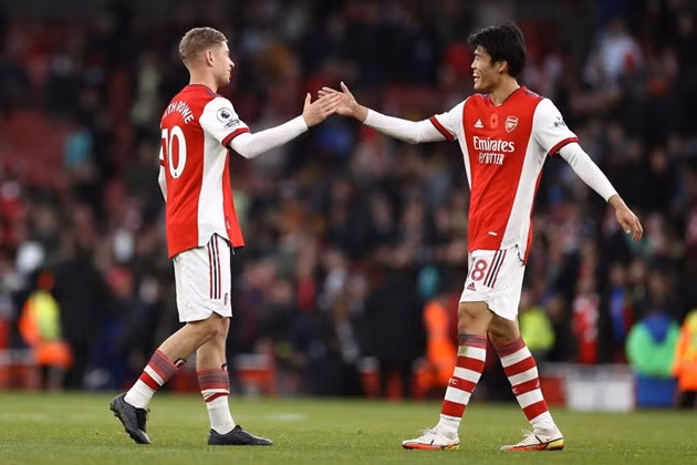2 nhân tố vắng mặt trong ngày Arsenal hứng chịu thất bại sốc.