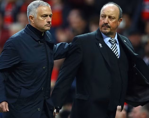 Mourinho có thể trở lại Premier League làm việc.