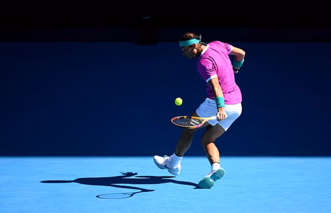 Nadal có 42 điểm winner nhưng cũng tự đánh hỏng 22 lần cả trận. Ảnh: Tennis Head