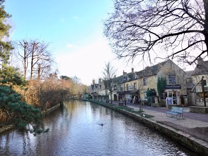 Cotswolds những ngày đầu năm 2022 thanh bình và vắng khách.