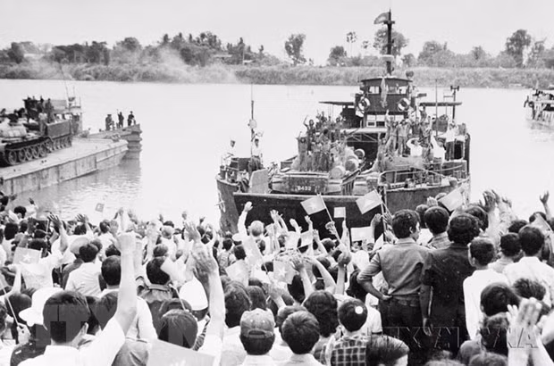 Chien thang Pol Pot: Thang loi cua tinh doan ket Viet Nam-Campuchia hinh anh 2