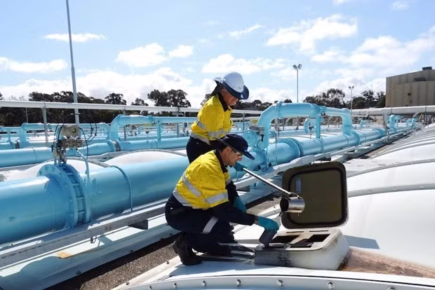 Việc xét nghiệm nước thải có thể cảnh báo sớm sự lây lan của làn sóng dịch COVID-19 mới.