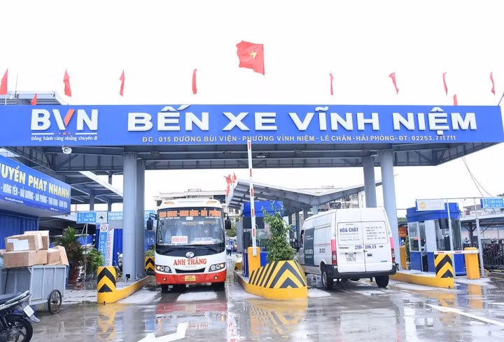 Sở GTVT Hải Phòng yêu cầu tạm dừng hoạt động vận tải hành khách tại Bến xe khách Vĩnh Niệm và Bến xe khách Đồ Sơn kể từ ngày 8/1 cho đến khi có thông báo mới.