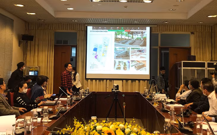 Một buổi tọa đàm online về kết quả khảo cổ do Viện Nghiên cứu kinh thành tổ chức, có sự tham gia của các giáo sư, nhà nghiên cứu nước ngoài.