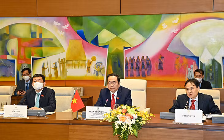 Phó Chủ tịch Thường trực Quốc hội Trần Thanh Mẫn phát biểu tại buổi hội đàm. Ảnh: Duy Linh