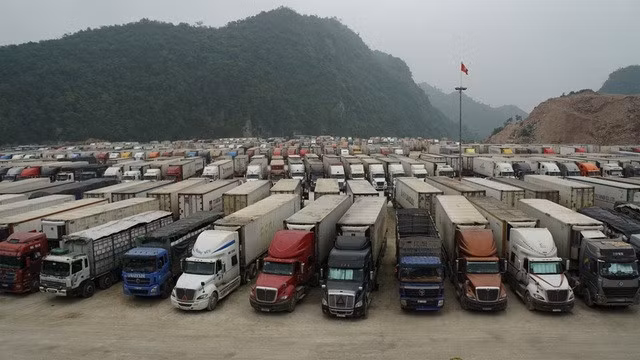 Khắc phục tình trạng ùn tắc hàng hóa tại các cửa khẩu biên giới phía bắc