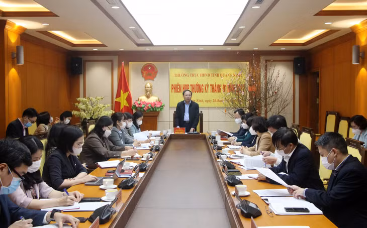 Đồng chí Nguyễn Xuân Ký, Ủy viên Trung ương Đảng, Bí thư Tỉnh ủy, Chủ tịch HĐND tỉnh, kết luận hội nghị.