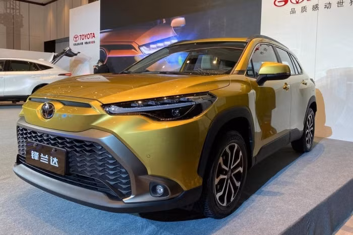 Toyota Frontlander 2022 được xem là mẫu xe "song sinh" của Toyota Corolla Cross