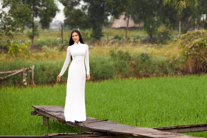 Á hậu Kim Duyên