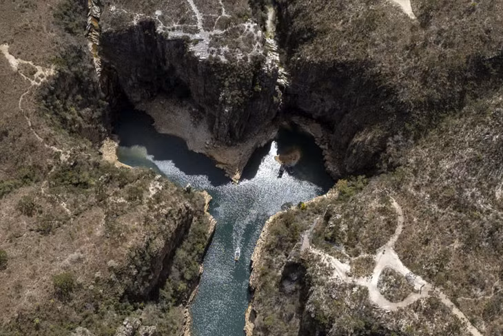 Khu du lịch sinh thái hồ Furnas ở thành phố Capitólio phía đông nam bang Minas Gerais của Brazil. (Nguồn: AP)