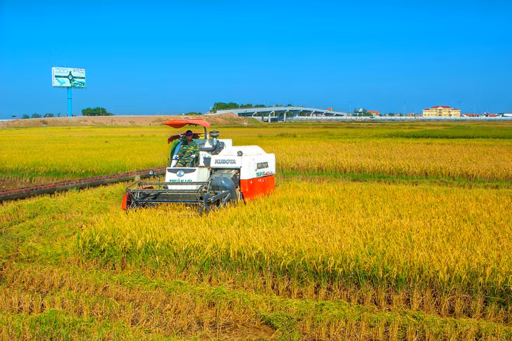 Công nghiệp hoá về làng. Ảnh: Dương Văn Toàn