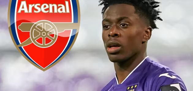 Lokonga sắp gia nhập Arsenal.