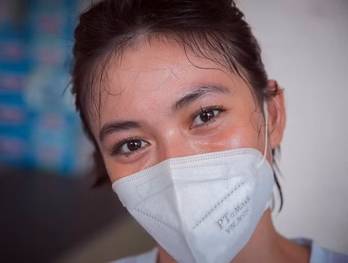 Khoảnh khắc nghệ sĩ giúp dân chống dịch gây xúc động ảnh 7 Khoảnh khắc nghệ sĩ giúp dân chống dịch gây xúc động ảnh 7
