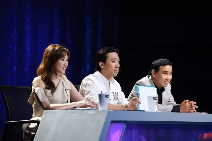 Quyền Linh: Tôi từng muốn 'lăng xê' con gái vào showbiz làm người mẫu, diễn viên ảnh 2 Quyền Linh: Tôi từng muốn 'lăng xê' con gái vào showbiz làm người mẫu, diễn viên ảnh 2