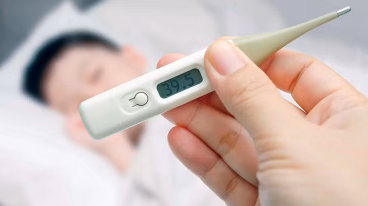 Sốt cao co giật thường gặp ở trẻ nhỏ từ 3 tháng cho đến 6 tuổi.