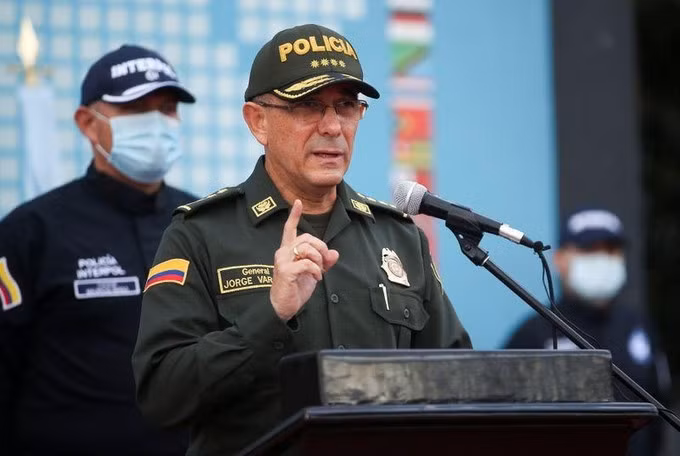 Jorge Vargas, lãnh đạo lực lượng Cảnh sát Quốc gia Colombia trong cuộc họp báo ở Bogota ngày 15/7. Ảnh: Reuters.