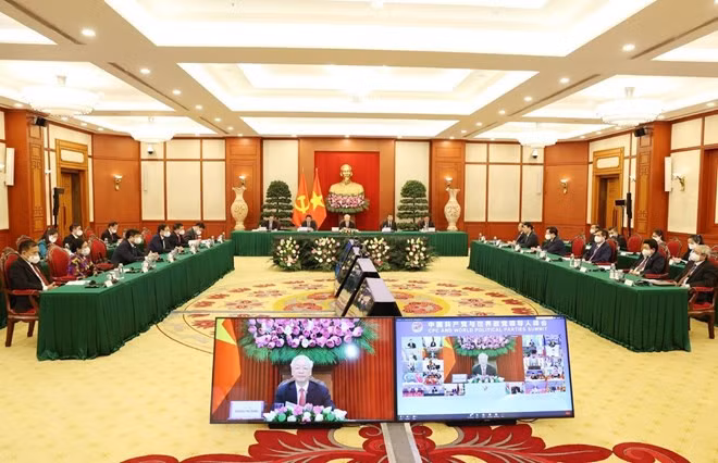 Đoàn đại biểu cấp cao Đảng ta tham dự Hội nghị thượng đỉnh trực tuyến giữa Đảng Cộng sản Trung Quốc với các chính đảng trên thế giới. Ảnh: Trí Dũng/TTXVN