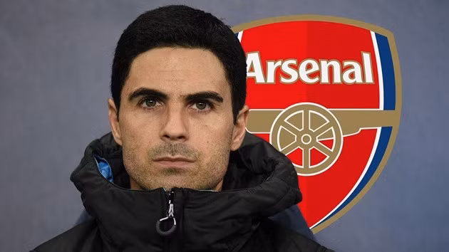 Arsenal thay máu lực lượng.