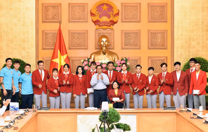 Thủ tướng Phạm Minh Chính động viên các vận động viên tiêu biểu, đoàn thể thao Việt Nam tham dự Olympic Tokyo 2020 - Ảnh: VGP/Nhật Bắc
