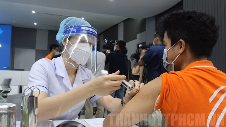 Trong số 5.013.175 liều vaccine đã được tiêm, số người tiêm mũi 1 là 4.562.339, tiêm mũi 2 là 450.836.