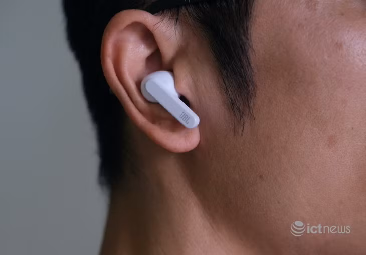 JBL Live Pro+ TWS: Đối thủ của Airpods?