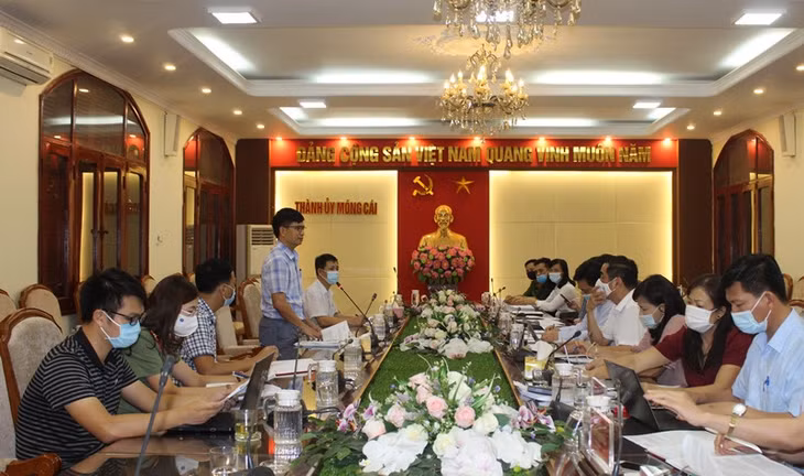 Quang cảnh cuộc giám sát tại TP Móng Cái.