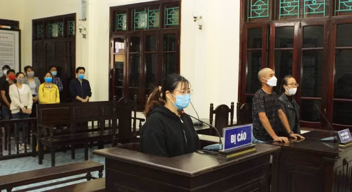 Lê Thị Lành lĩnh án 21 tháng tù giam.