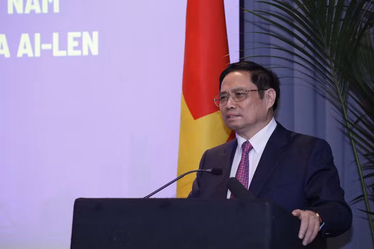 Hoạt động ngày đầu tiên của Thủ tướng Phạm Minh Chính tại Anh ảnh 12