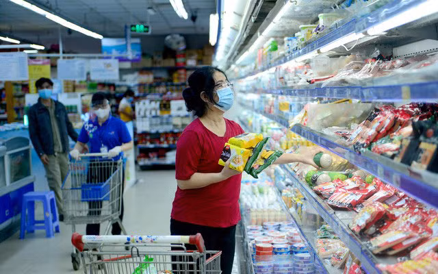 Kinh tế Việt Nam bật dậy sau COVID-19 - Ảnh 2.
