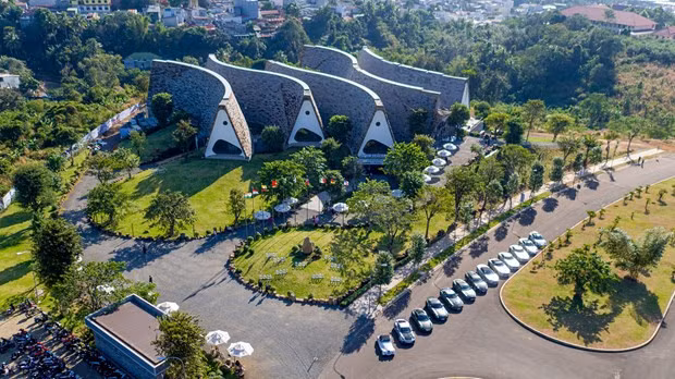 Trai nghiem tour thien caphe de tu chua lanh than-tam-tri hinh anh 2