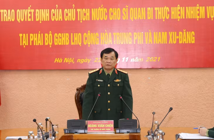 Thượng tướng Hoàng Xuân Chiến yêu cầu các sĩ quan tích cực tham gia các hoạt động hỗ trợ nhân đạo, góp phần lan tỏa hình ảnh tốt đẹp của Quân đội nhân dân Việt Nam trong mắt bạn bè quốc tế và người dân nước sở tại.
