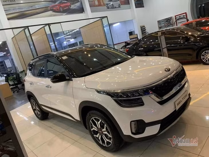KIA Seltos giảm 35,34 - 43,14 triệu đồng