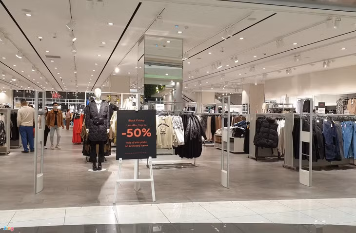 san sale black friday anh 5