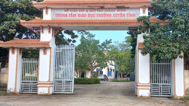 Trung tâm Giáo dục thường xuyên tỉnh Quảng Bình.