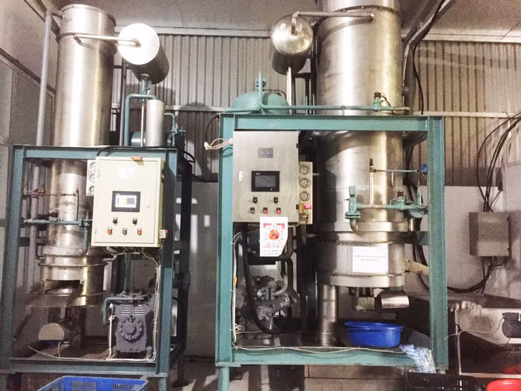 Cơ sở nước đóng chai Bạch Vân (huyện Đầm Hà) được hỗ trợ máy móc, thiết bị sản xuất tiên tiến theo chương trình khuyến công địa phương năm 2021.