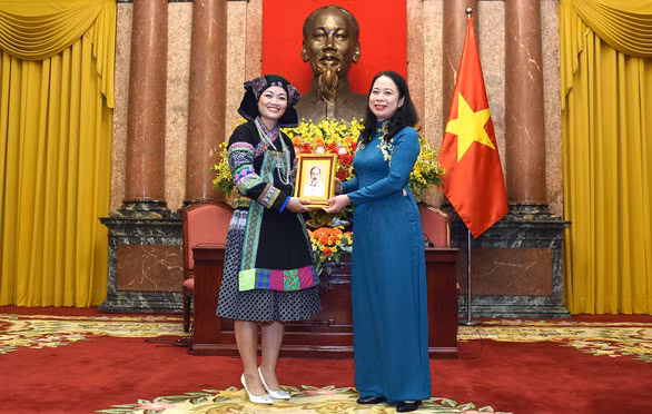 Phó chủ tịch nước: Cả xã hội luôn nâng niu, trân trọng nhà giáo - Ảnh 3.