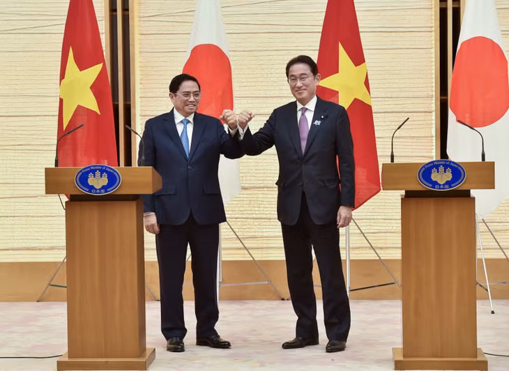 Thủ tướng Phạm Minh Chính và Thủ tướng Nhật Bản Kishida Fumio. Ảnh: VGP/Nhật Bắc