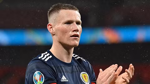 ĐT Scotland gửi McTominay về nhà, MU lo sốt vó ảnh 1