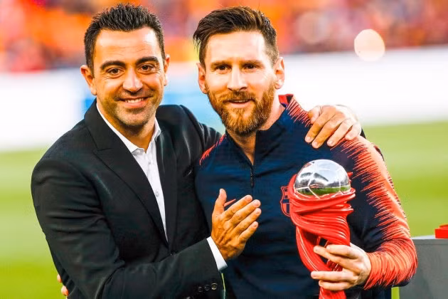 Xavi có thể thuyết phục Messi?