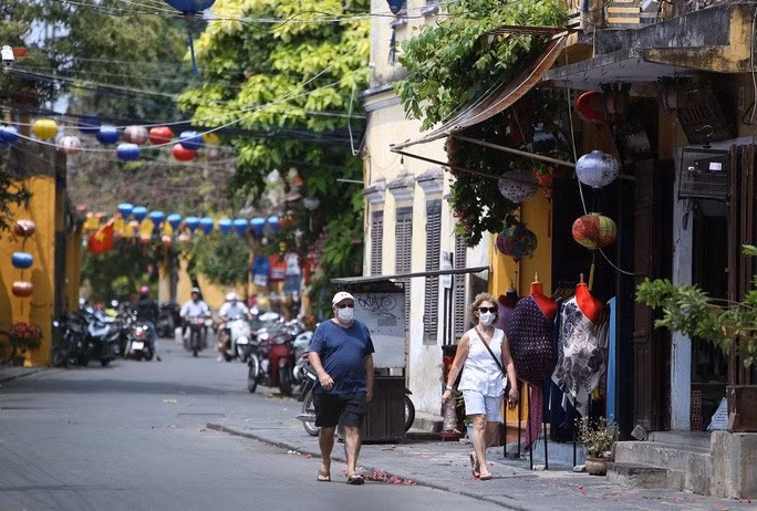 Quảng Nam dự kiến đón khách du lịch quốc tế từ tháng 11/2021. Quảng Nam dự kiến đón khách du lịch quốc tế từ tháng 11/2021.