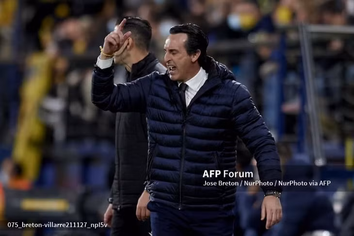 Huấn luyện viên Unai Emery và các cầu thủ Villarreal rất giận dữ với cách Barcelona được ưu ái. Ảnh: AFP