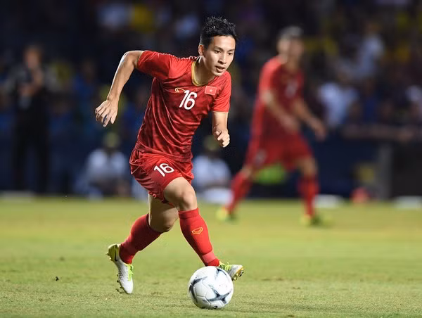 ĐT Việt Nam sẽ thiếu vắng 1 số trụ cột trong đó có Đỗ Hùng Dũng tại AFF Cup 2020.