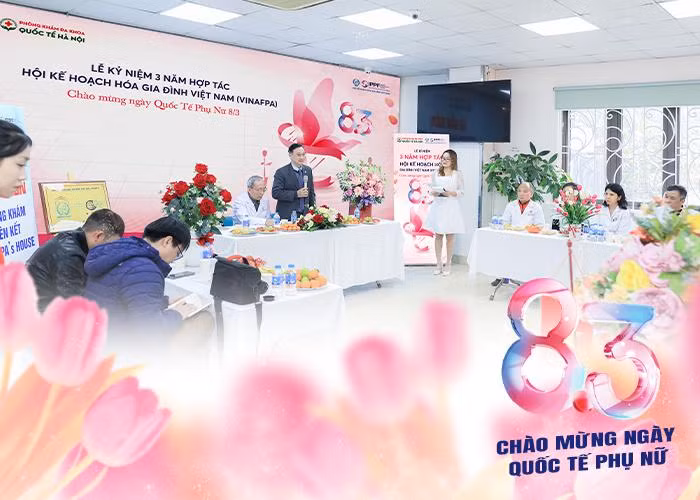 Chương trình kỷ niệm 3 năm hợp tác VINAFPA và chào mừng 8/3 tại Đa khoa quốc tế Hà Nội.