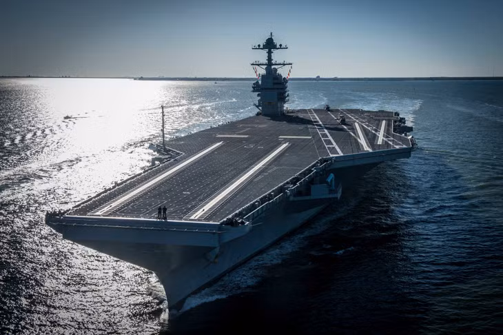 Tàu USS Gerald R. Ford bắt đầu chuyến chạy thử trên biển đầu tiên nhằm kiểm tra các hệ thống công nghệ hiện đại bằng chính động lực của tàu. Ảnh: AP