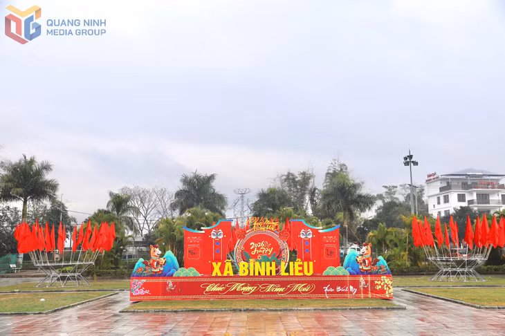 Khu vực vùng cao biên giới xã Bình Liêu cũng rộn ràng không khí đón năm mới...