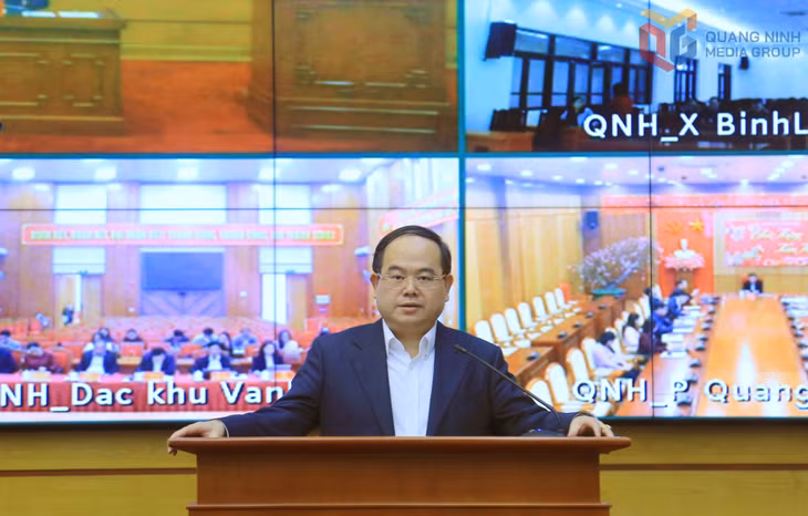 Đồng chí: Quản Minh Cường, Ủy viên Trung ương Đảng, Bí thư Tỉnh ủy, Trưởng Đoàn ĐBQH tỉnh, Trưởng Ban Chỉ đạo, Chủ tịch Ủy ban Bầu cử tỉnh, phát biểu chỉ đạo tại hội nghị.