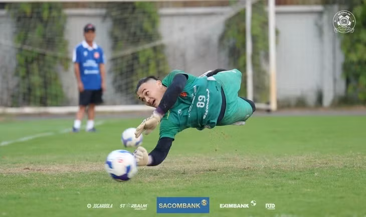 Thủ môn Patrik Lê Giang của CLB Công An TP.HCM - Ảnh: CAHCMFC