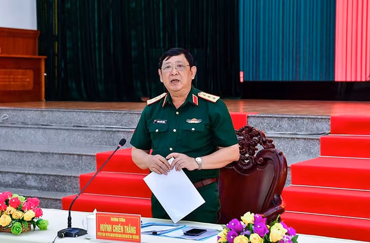 Thượng tướng Huỳnh Chiến Thắng. Ảnh: Bộ Quốc phòng