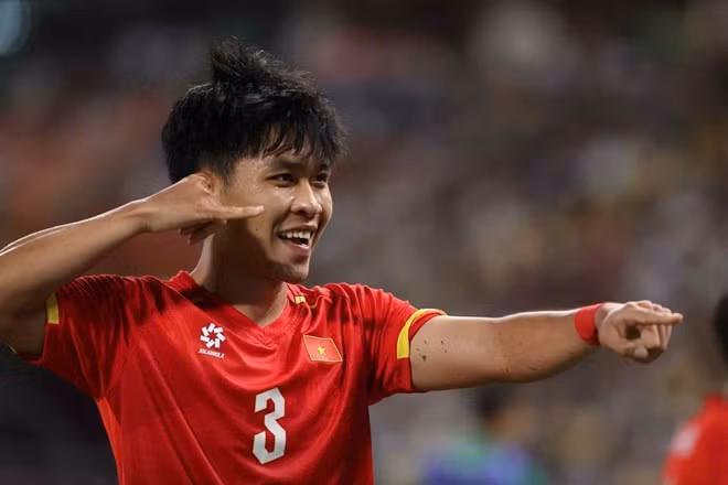 Trung vệ Phạm Lý Đức. Ảnh: Minh Dân