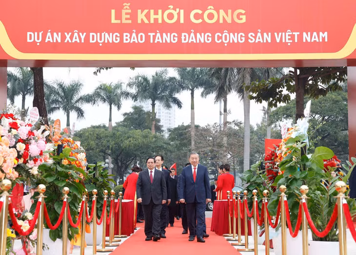Tổng Bí thư Tô Lâm, Thủ tướng Phạm Minh Chính dự Lễ khởi công dự án xây dựng Bảo tàng Đảng Cộng sản Việt Nam. (Ảnh: Thống Nhất – TTXVN)